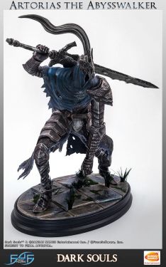 Dark Souls: Artorias the Abysswalker Statue (61cm) Preorder