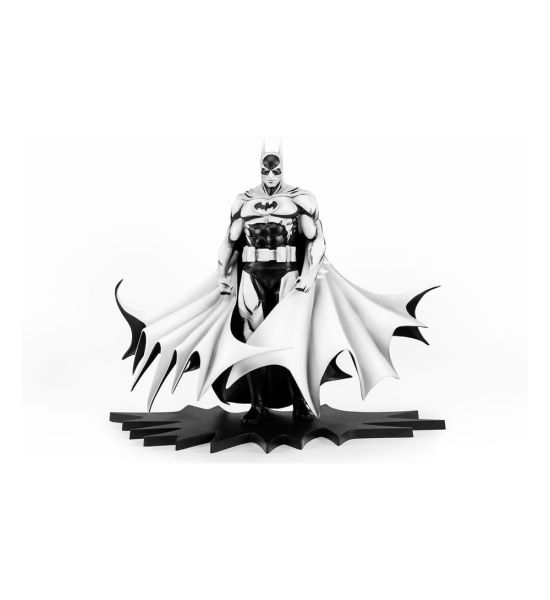 Batman: SDCC 2024 Batman Black & White Version PX PVC Statue 1/8 (27cm) Preorder