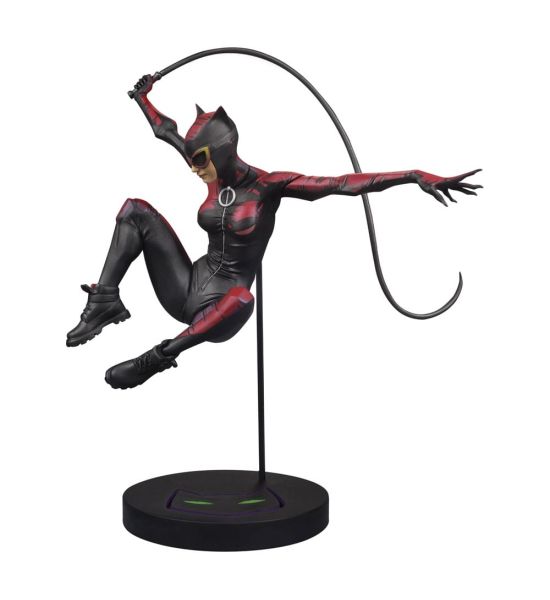 DC Designer Series: Catwoman by Jock 1/6 Statue (33cm) Preorder