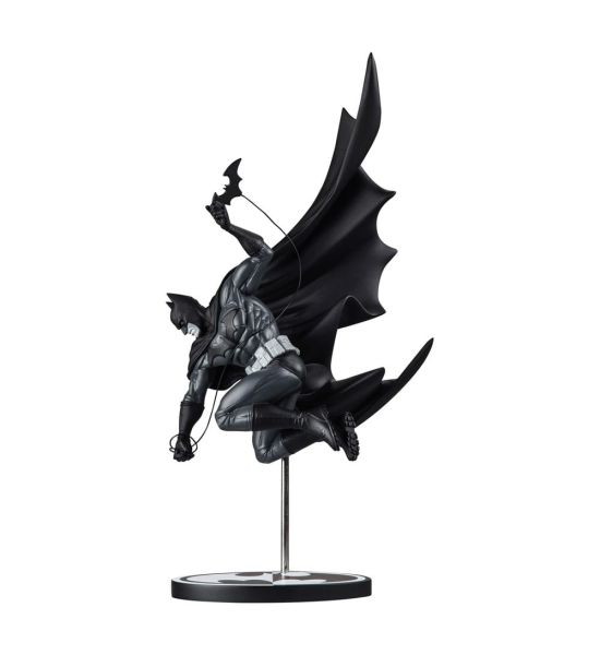 DC Direct: Batman by Inhyuk Lee Black & White Statue 1/10 (25cm) Preorder