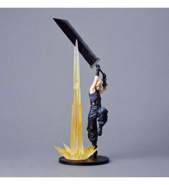 Final Fantasy VII Rebirth: Cloud Strife PVC Figure (30cm) Preorder