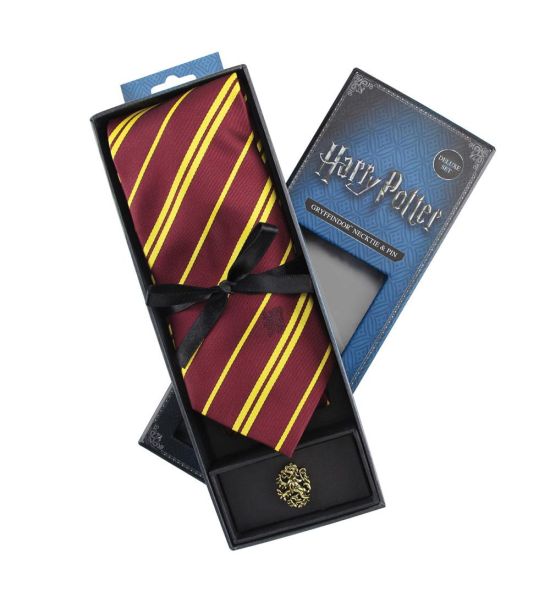 Harry Potter: Gryffindor Tie & Metal Pin Deluxe Box Preorder