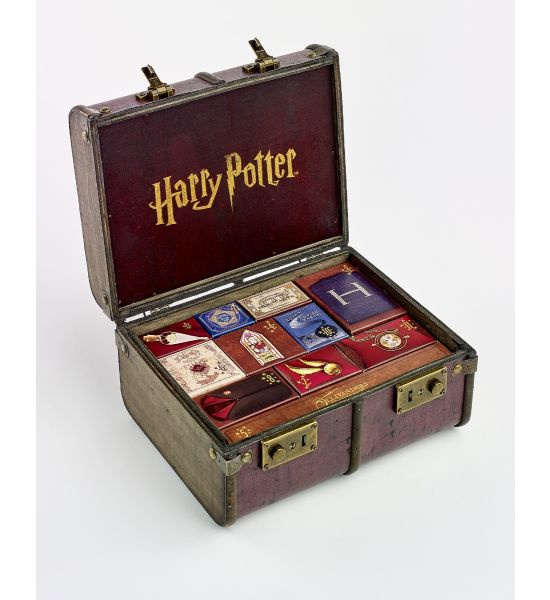 Harry Potter: Trunk Box Advent Calendar Preorder