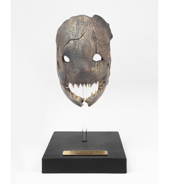 Dead By Daylight: Trapper Mask Replica Preorder