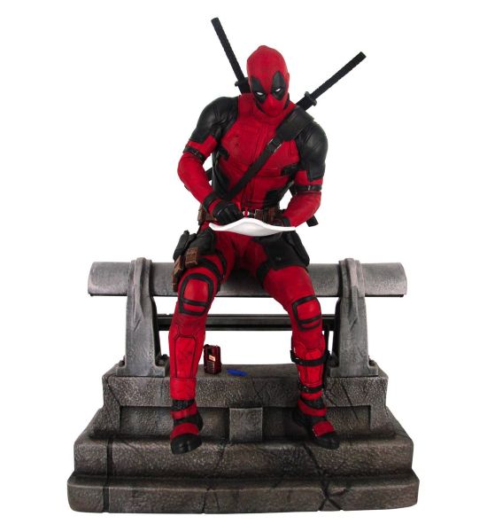 Marvel: Deadpool Movie Premier Collection Statue (25cm)