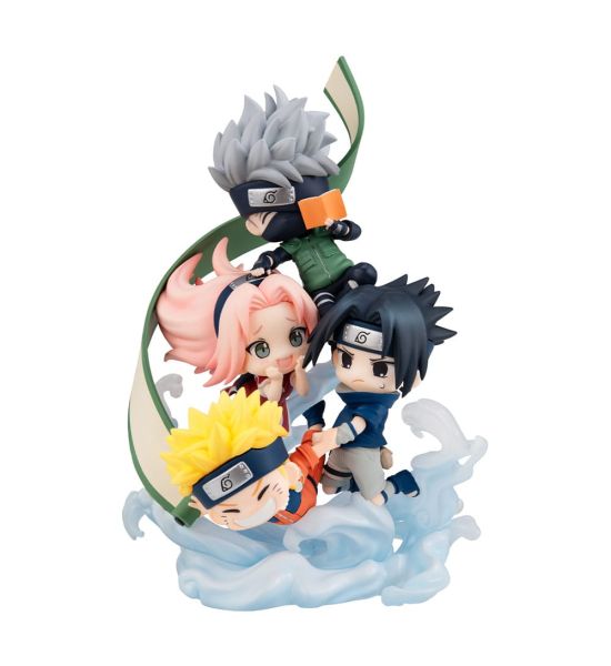 Naruto Shippuden: Team 7 Gather Here PVC Mini Statue (13cm with gift) Preorder