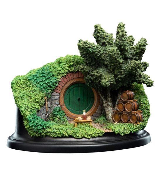 The Hobbit: Diorama Hobbit Hole - 15 Gardens Smial (14.5cm x 8cm) Preorder